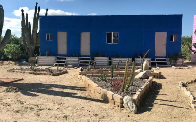 Susu’Z Village Hostel and Rooms