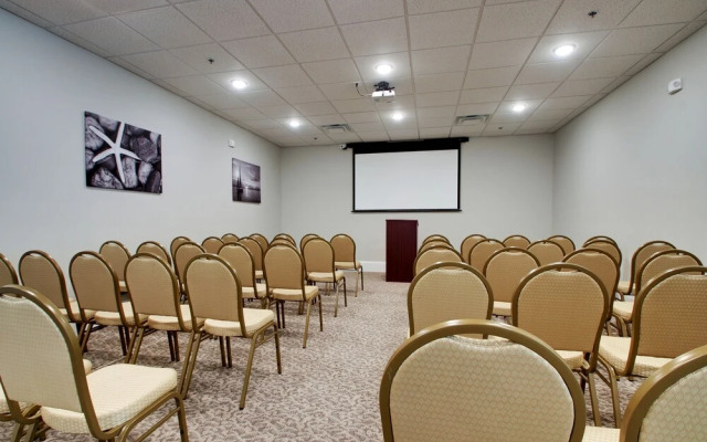 Islander Hotel & Resort