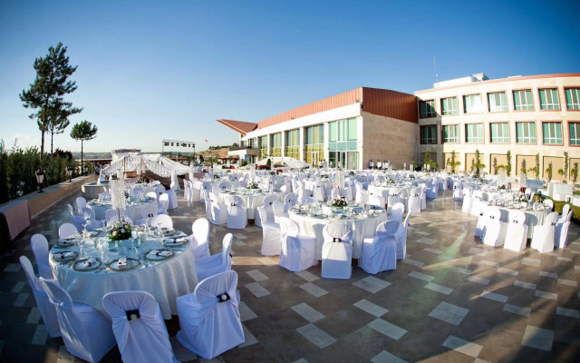Kronos Hotel