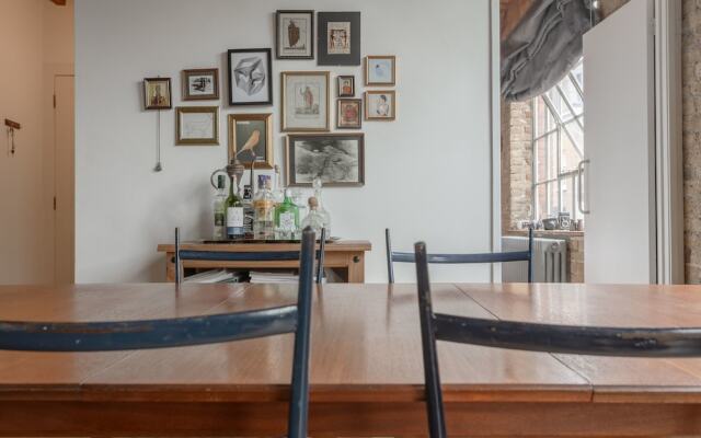 Stylish 2 Bedroom Flat in Southwark
