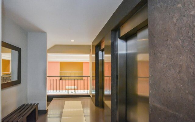 OYO 18803 Smart Inn