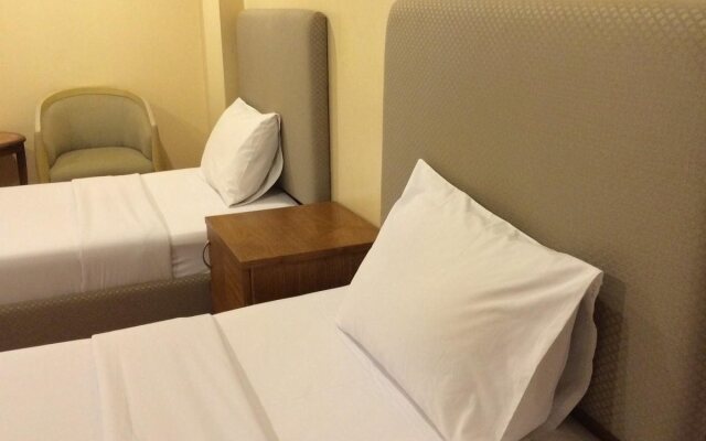 Sri Ayutthaya Thanee Hotel