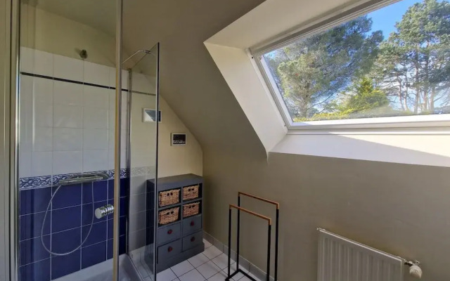 Nice Holiday Home With Beautiful Garden, Paimpol