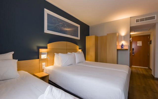 Travelodge Madrid Alcala de Henares