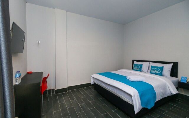 Airy Panam HR Soebrantas KM 8.5 Pekanbaru