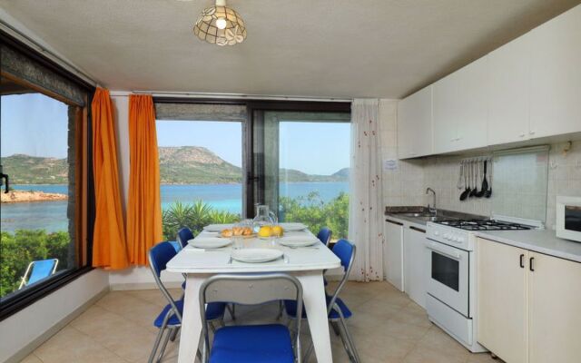 House Tritone Porto Istana