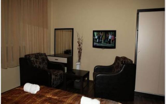 Albes Hotel