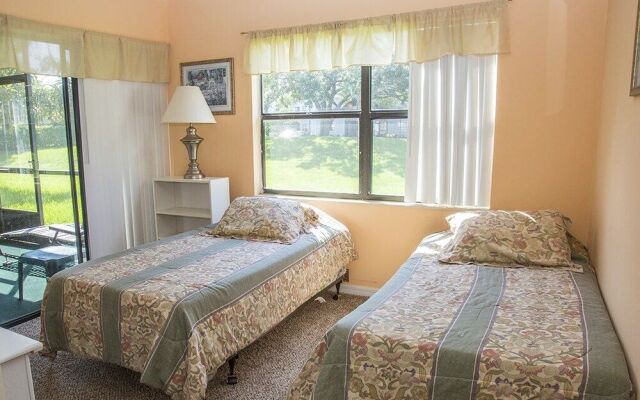 Ventura Country Club Willowpointe Condo