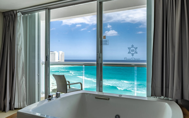 Ocean Dream Cancun by GuruHotel
