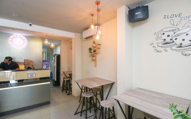 Airy Peterongan MT Haryono 934A Semarang