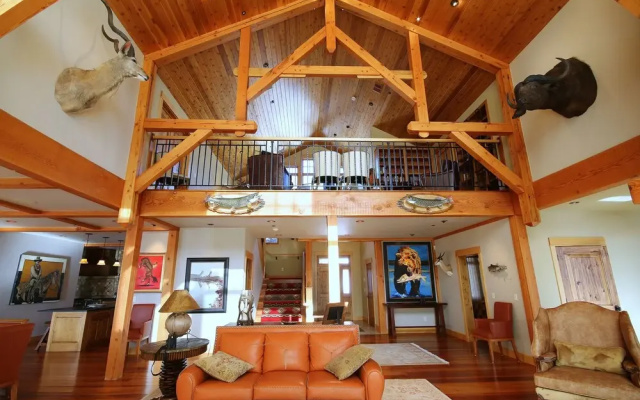 Grey Cliffs Ranch