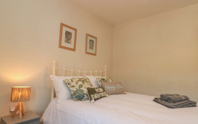 Moot Cottage