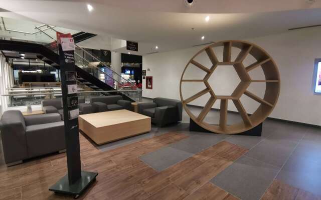 Ramada Encore by Wyndham Guadalajara Aeropuerto
