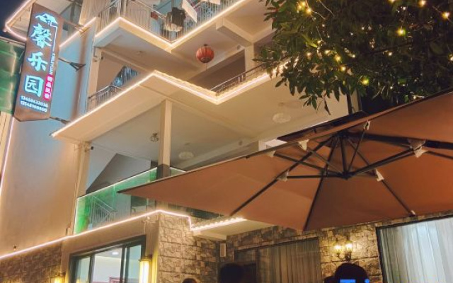 Pengzhou Xinleyuan Homestay – People – Chengdu