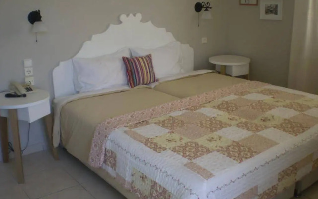 7 Brothers Hotel