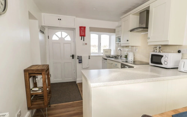 1 Dunkirk Cottages