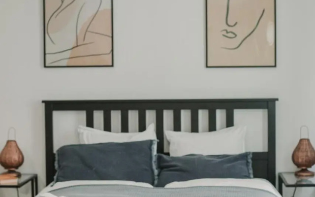 Gallery Apartment 1