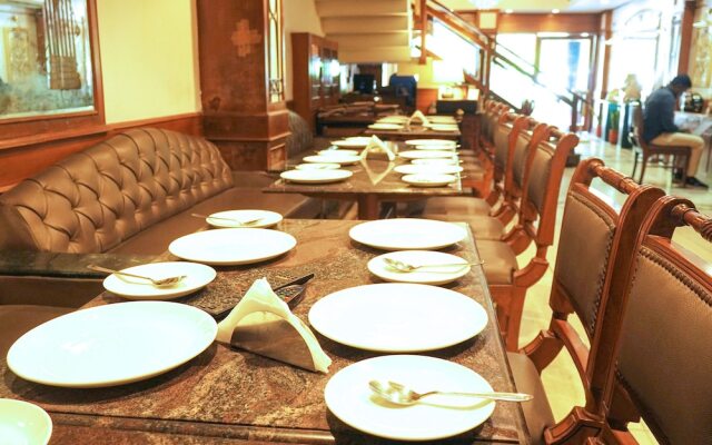 Oyo 1100 Hotel Kwality Regency