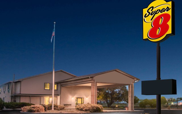 Super 8 by Wyndham Florence, CO