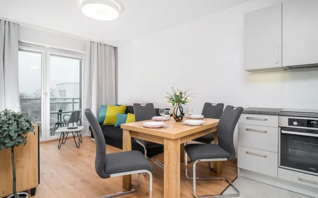 Wind Rose Apartments Wroclaw by Renters