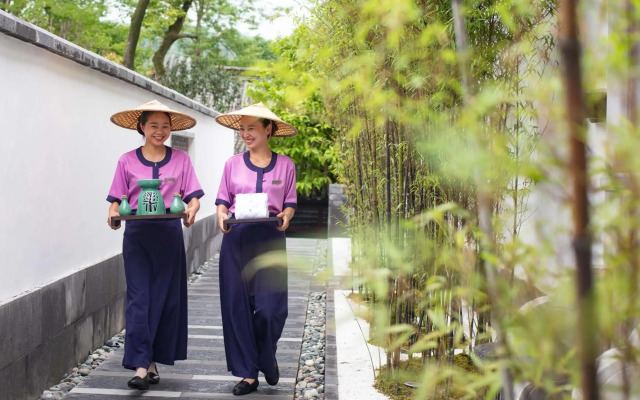 Banyan Tree Tengchong