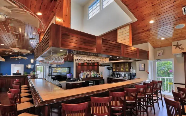 Ocean Pointe Suites at Key Largo