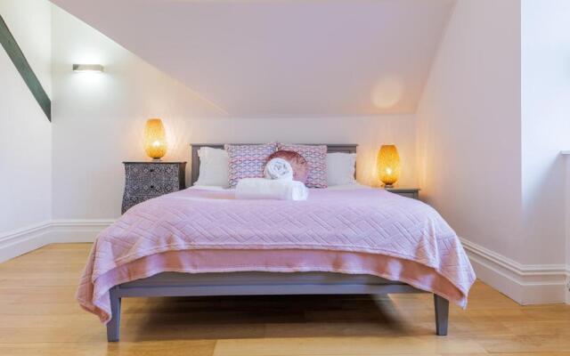 Cunsey, Penthouse Apartment Windermere