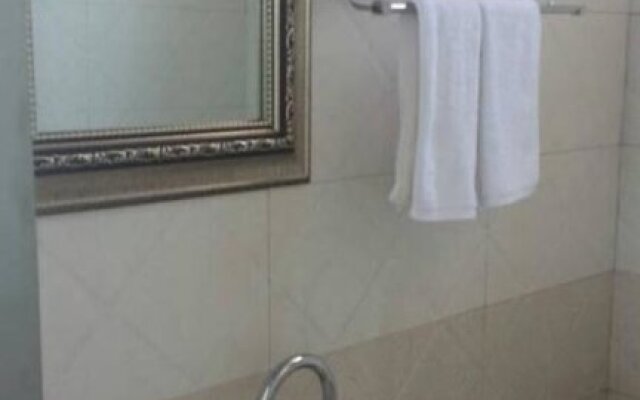 Xingcheng Xiaolonggong Hotel