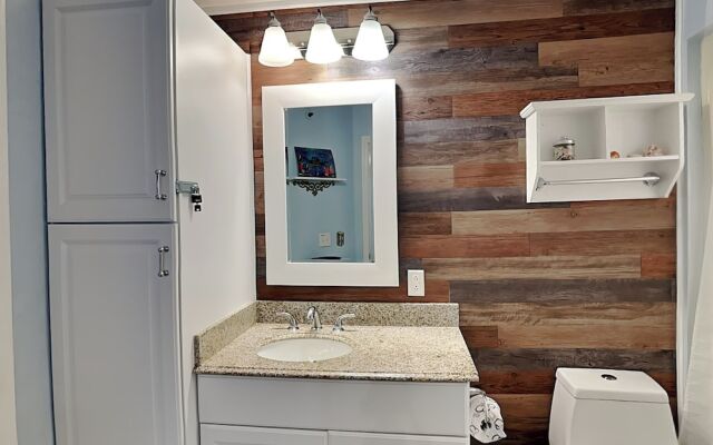 St Thomas Square #1204c