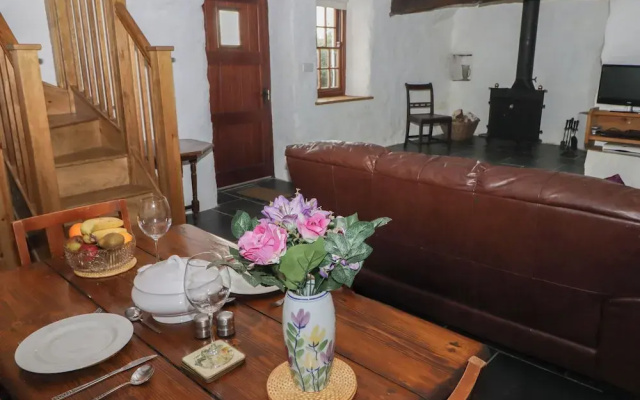 Panteurig Cottage