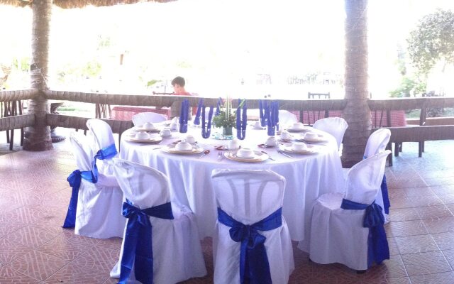 Coco Grove Nature Resort and Spa