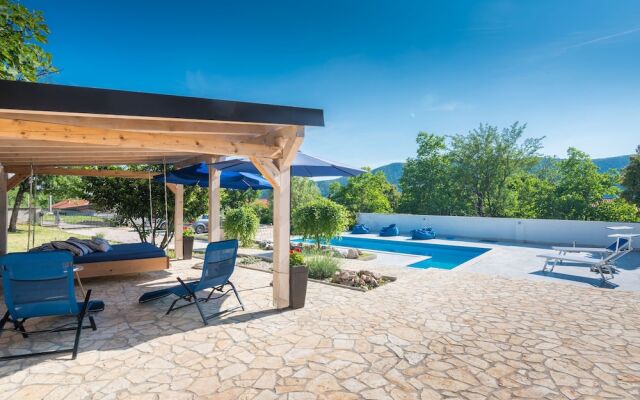 Wonderful Villa With Private Pool Surrounded by Nature