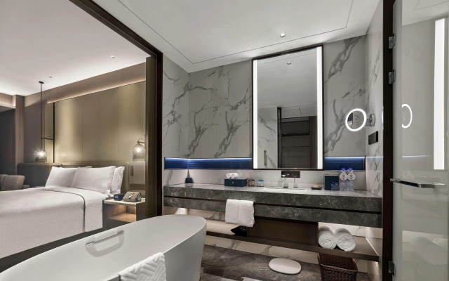 DoubleTree by Hilton Qidong, China