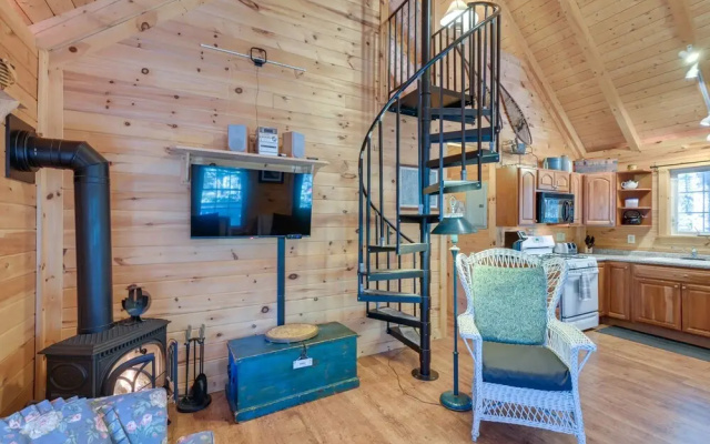 Maine Lodging Near Acadia National Park!