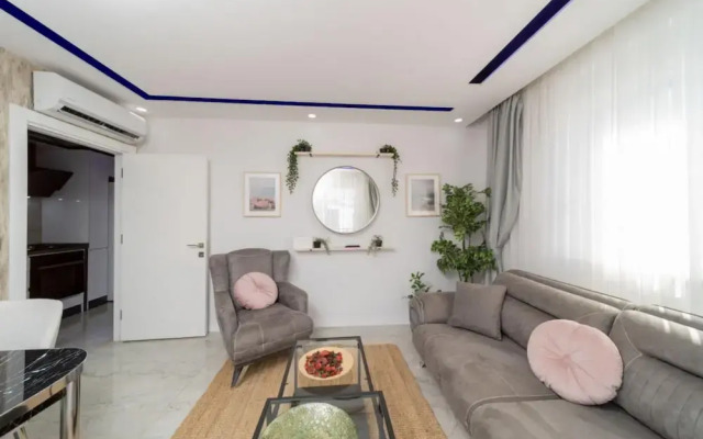 Missafir Modern Flat Near Beach in Antalya