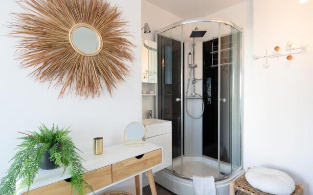 Hekla YourHostHelper