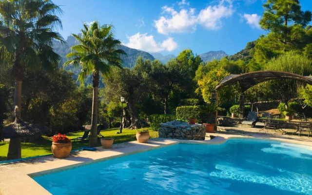 Finca Hotel Es Castell