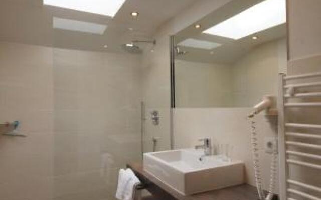 Appartement Sabrina & Gasthaus Alpenfriede