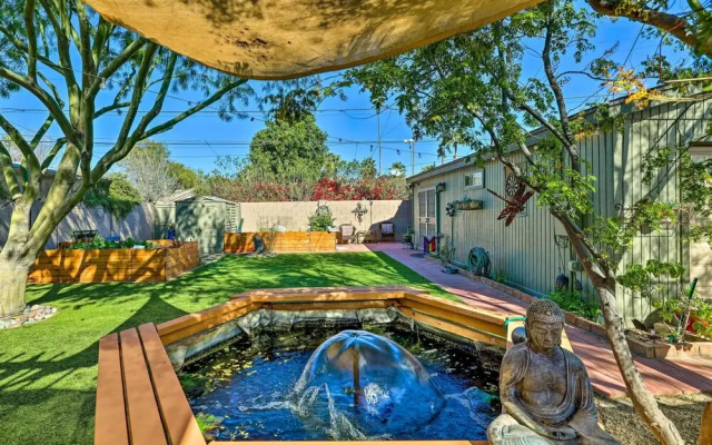 Phoenix Vacation Rental: 2 Mi to Downtown