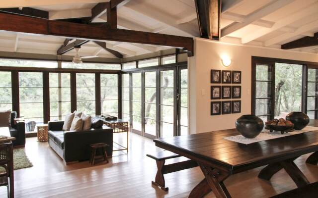 Khangela Private Game Lodge