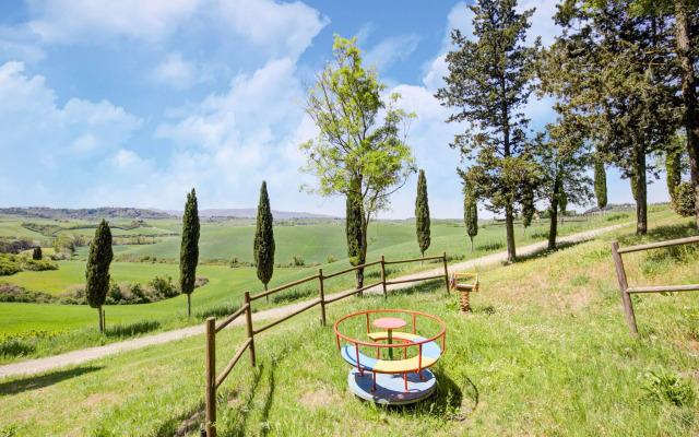 Typical Tuscan farmhouse with swimming pool and A/C