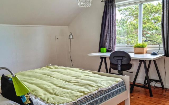 Awesome Home in Grimstad With Wifi and 4 Bedrooms