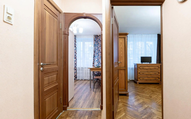 Апартаменты на 8-ой линии Васильевского острова 57