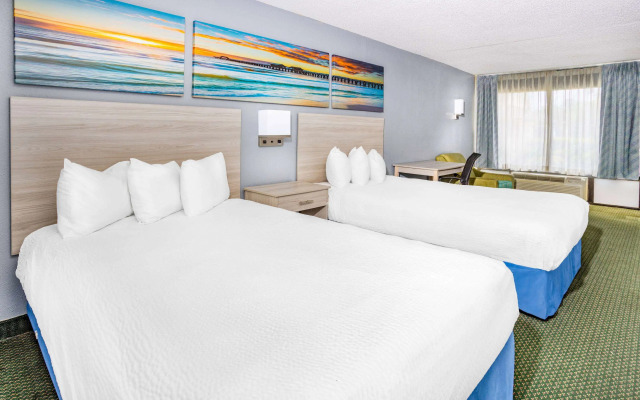 Days Inn & Suites by Wyndham Williamsburg Colonial