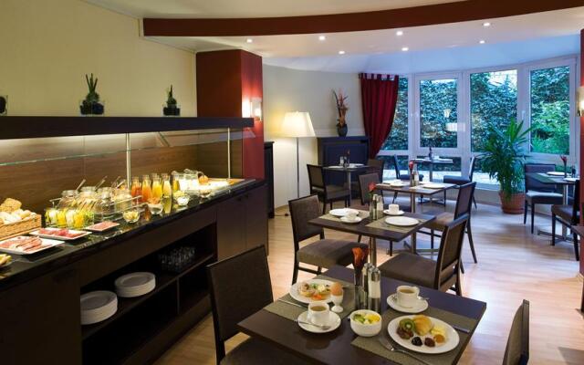Villa Hotel Frankfurt by MZ collection