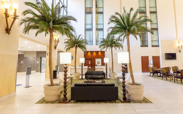 DoubleTree by Hilton Dallas - Richardson