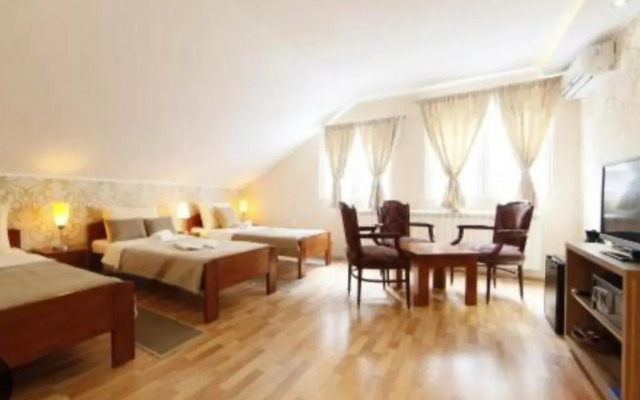 Rooms Konak Mikan