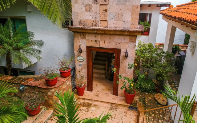 Ventanas al Mar 4 BR by Casago