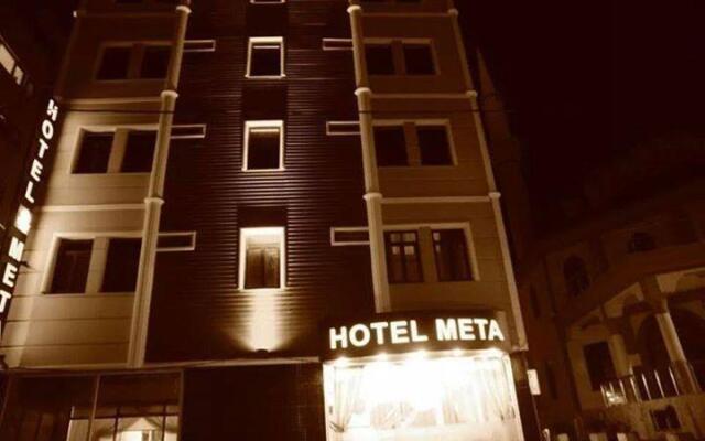 Meta Hotel