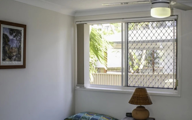 Surfers Beach Holiday Apartments